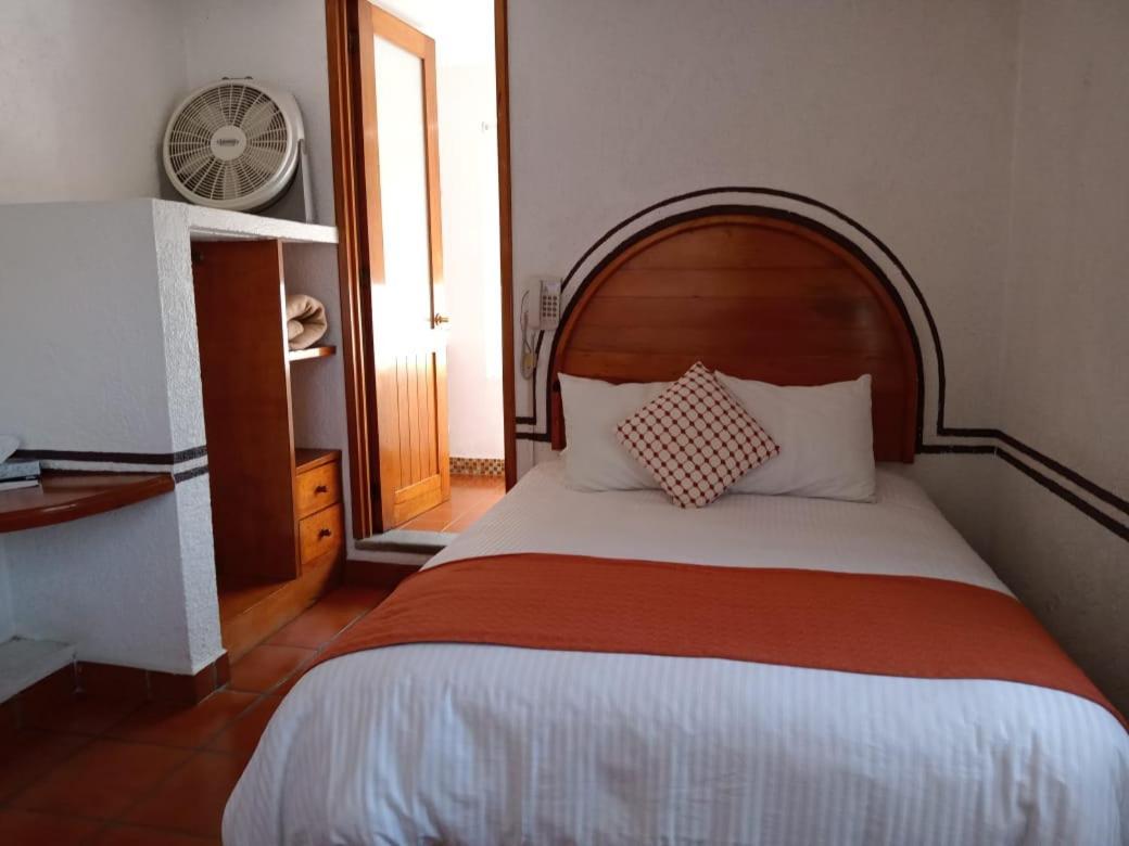 Suites Pancho Villas Bacalar - Lagoon View Exteriör bild