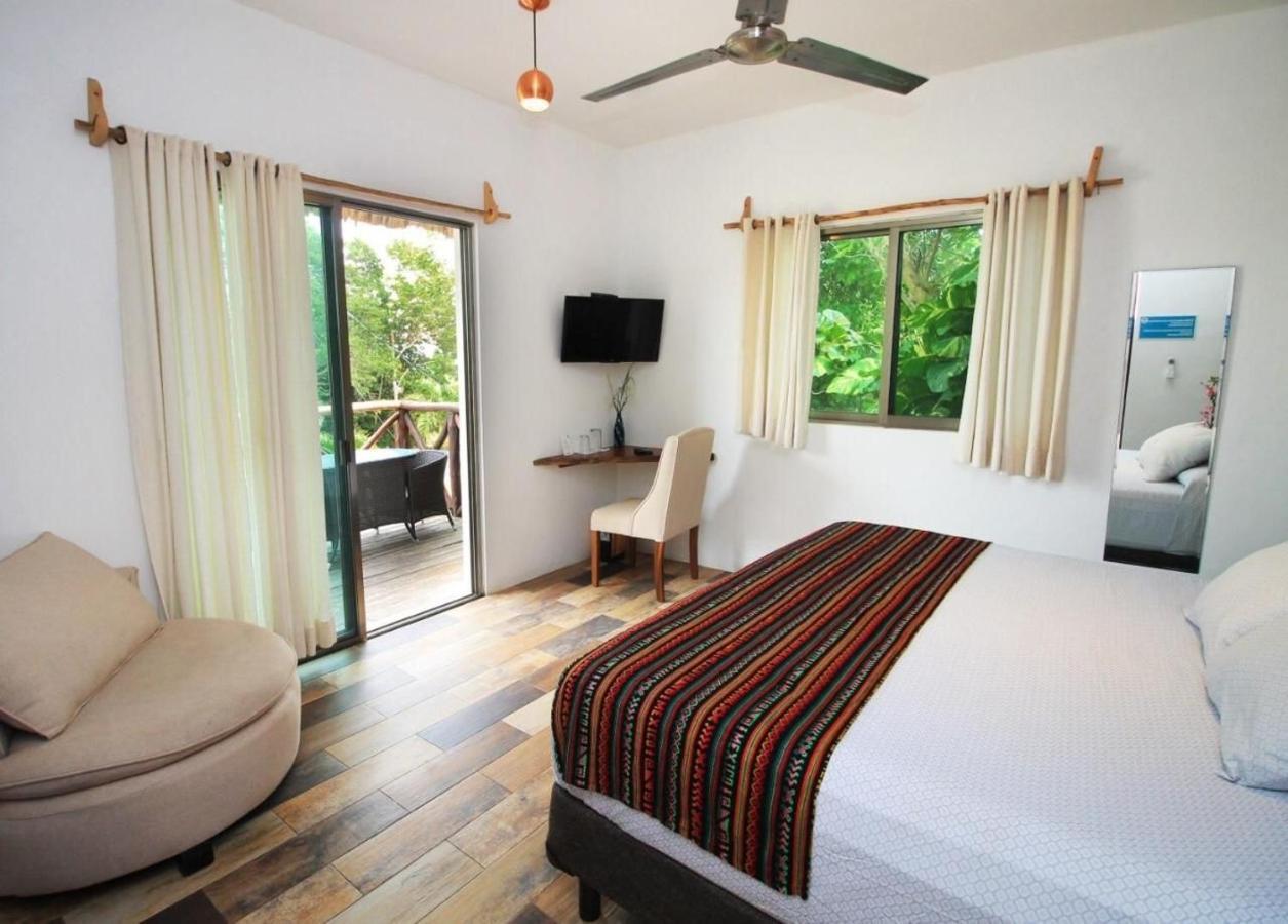 Suites Pancho Villas Bacalar - Lagoon View Exteriör bild